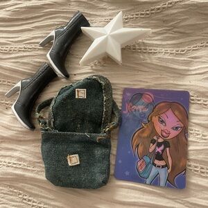 Nerva Bratz holographic card, bag, shoes & brush bundle